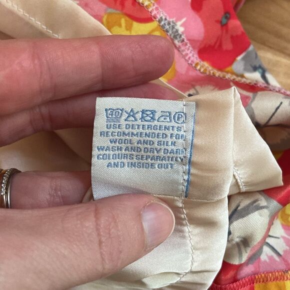 Boden Pink & Yellow Sassy Floral Print 100% Silk Dress Size 2 - Picture 10 of 10
